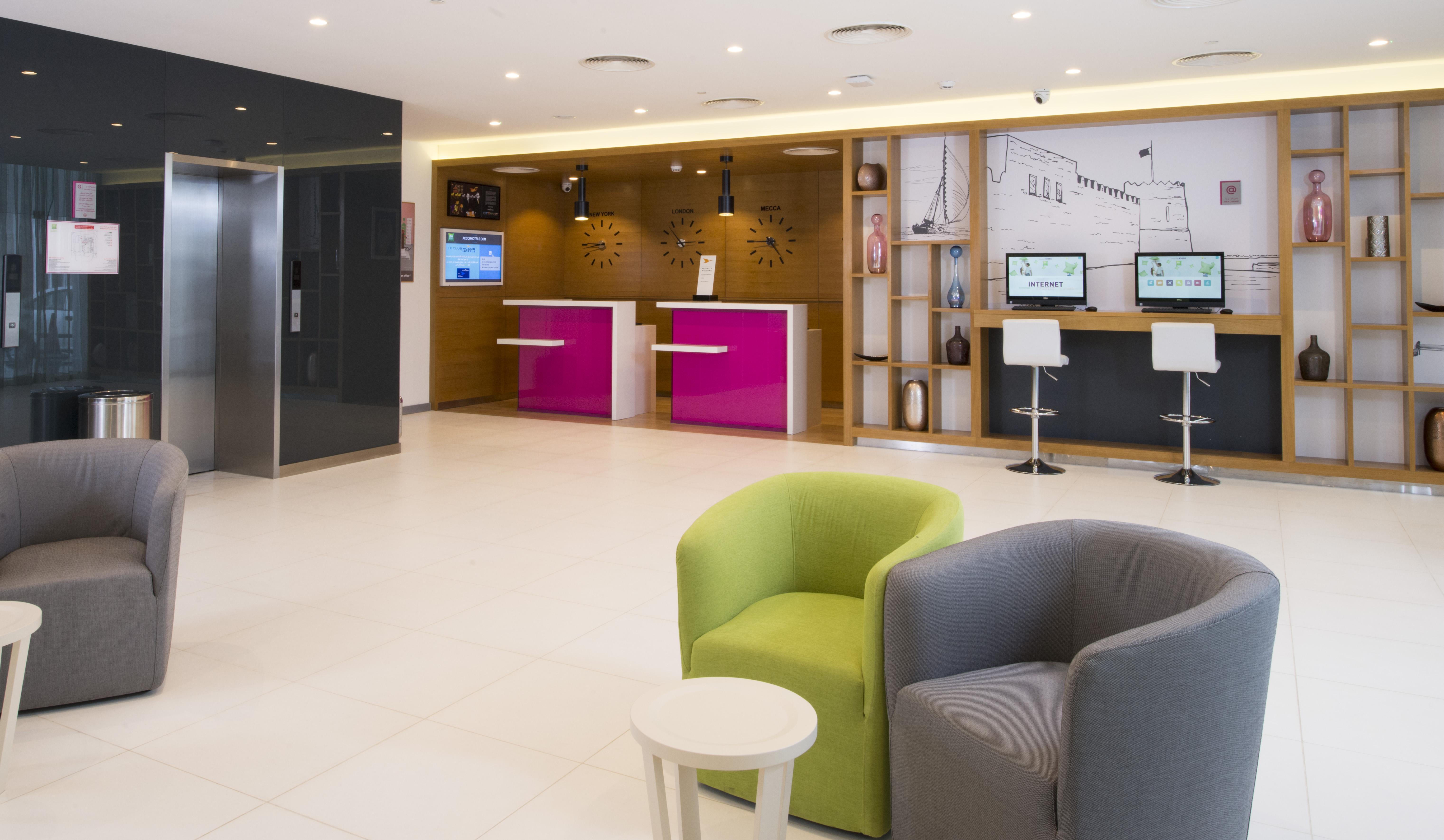 Ibis Styles Manama Diplomatic Area Hotel Екстериор снимка